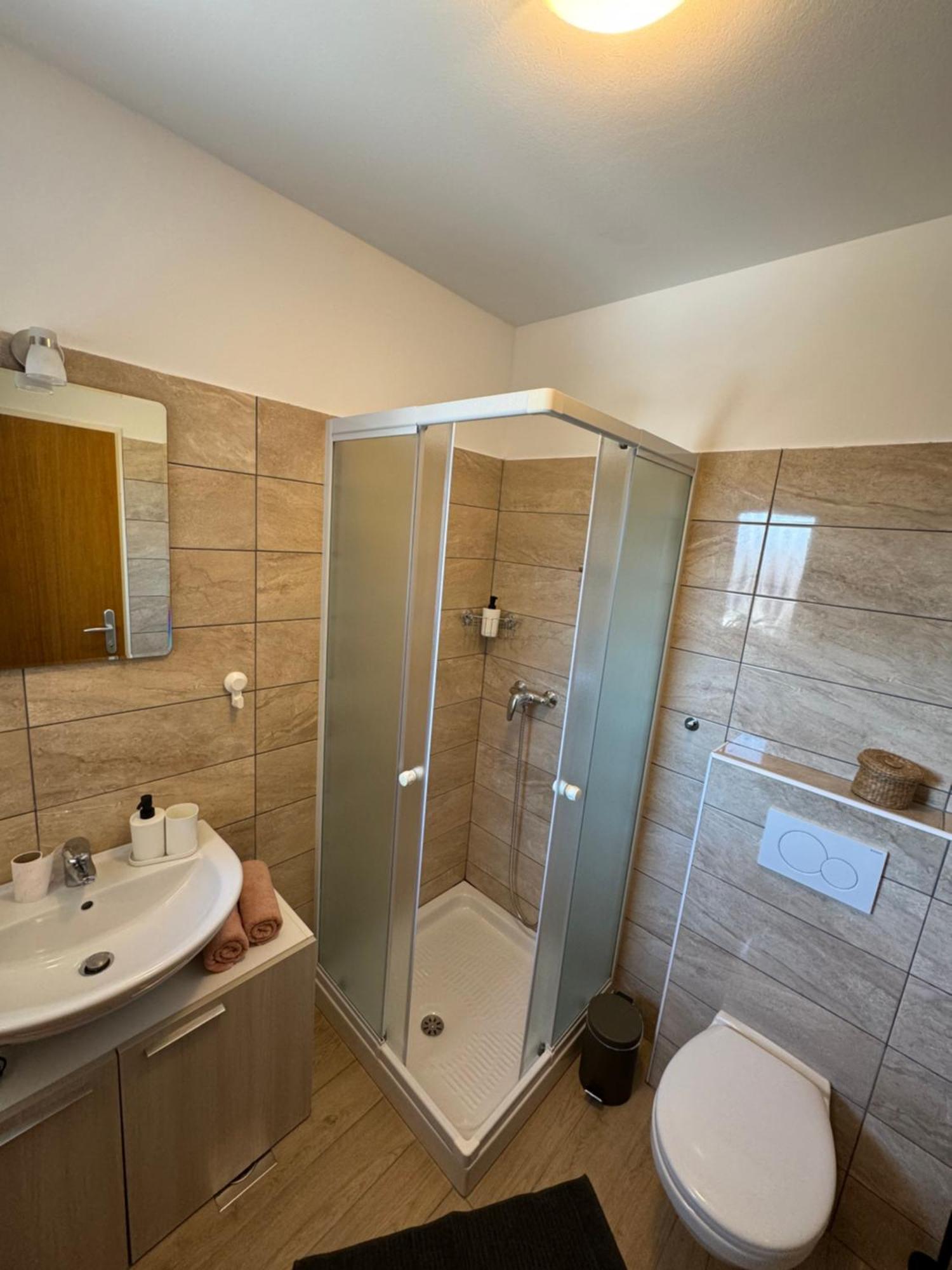 Santomas Apartments Smarje  Luaran gambar