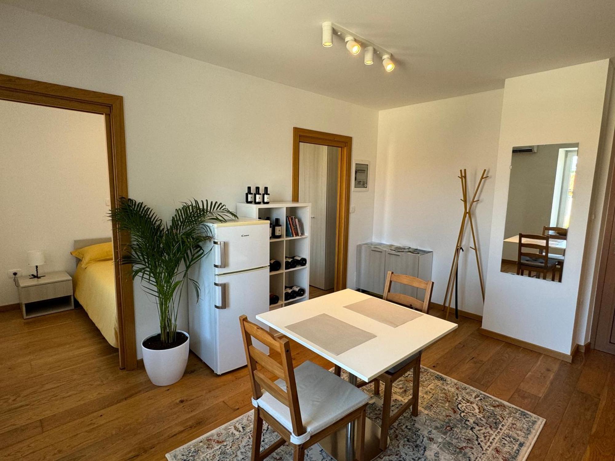 Santomas Apartments Smarje  Luaran gambar