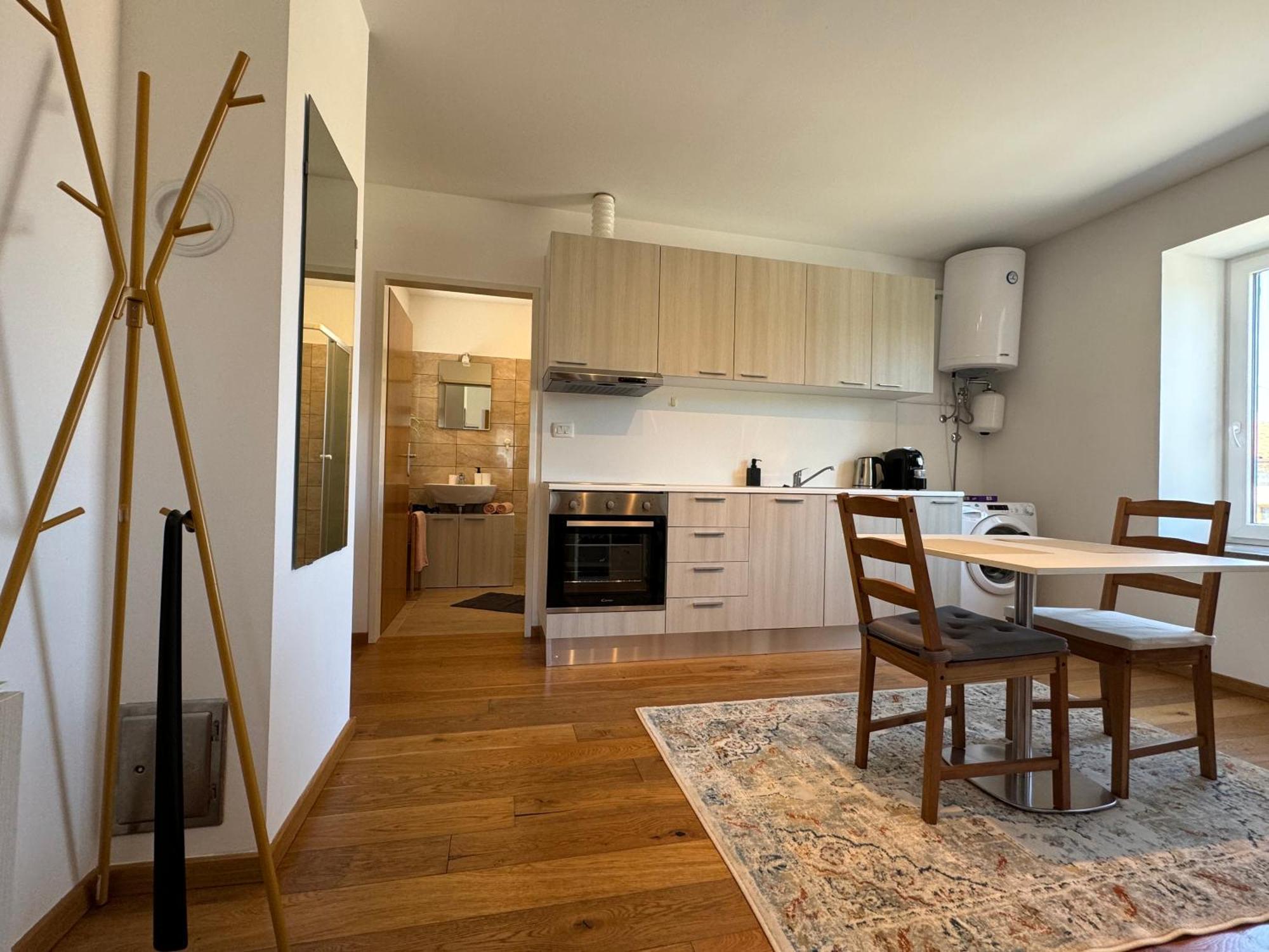 Santomas Apartments Smarje  Luaran gambar